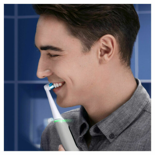 Oral-B iO Series 8 Ηλεκτρική Οδοντόβουρτσα Magnetic White Alabaster 1τμχ